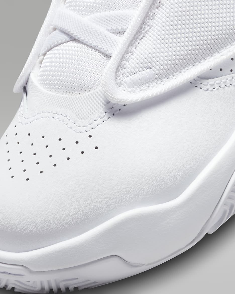 Jordan max aura junior white on sale